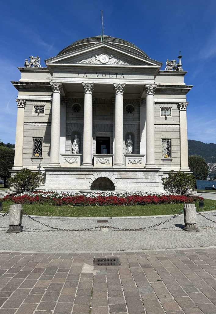 Sehenswürdigkeit Volta Tempel in Como